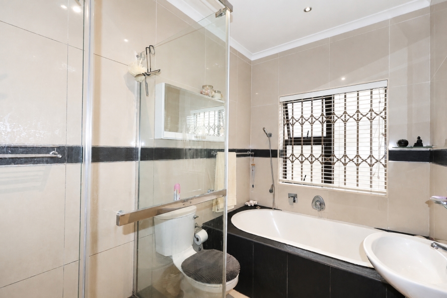 3 Bedroom Property for Sale in Parklands Western Cape